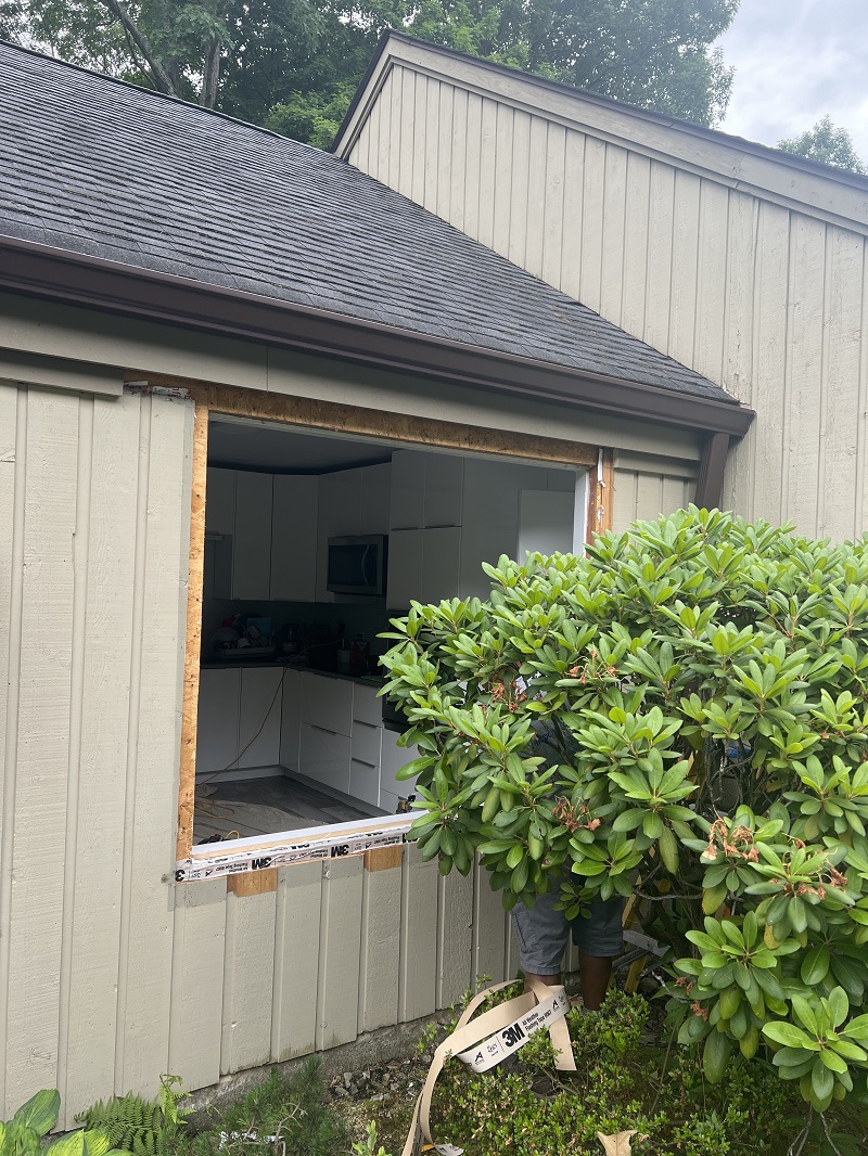 Remove the old window and prepare for installation 